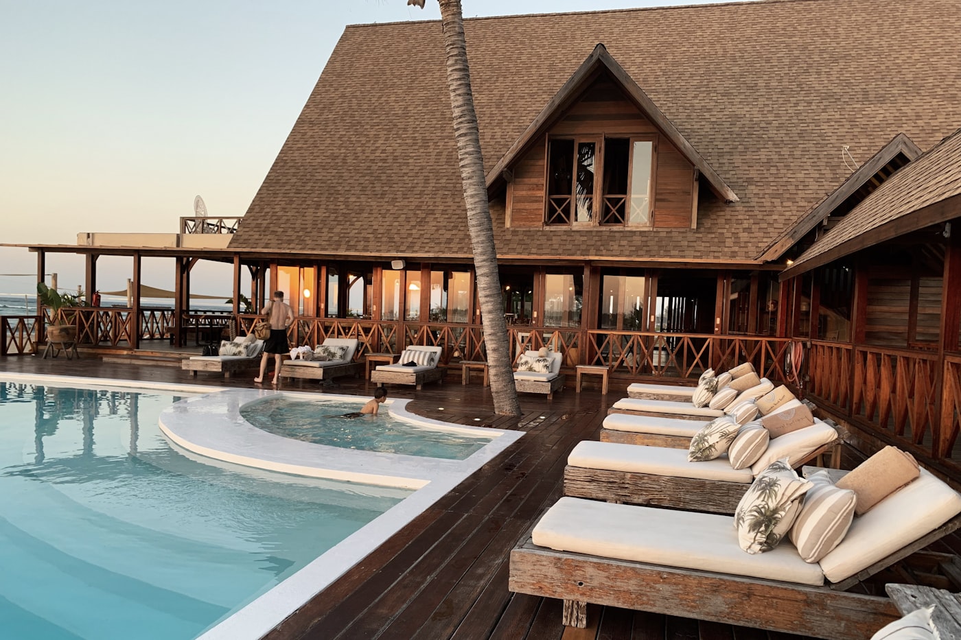 Hotels, Resorts & Hospitality Camsense AI industry visual